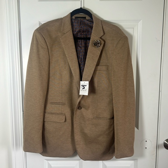 Men's Tahari Camel Color Blazer Size 42/L - Picture 1 of 8